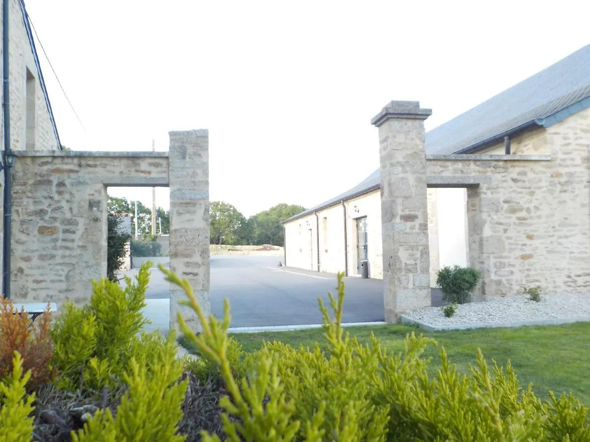 Bed and Breakfast Domaine De Kerbillec Theix 3*,